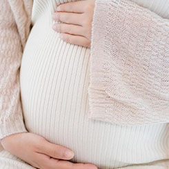 所以我们本🧹季度会🔥看到一点效😼益，但这个效益🇭🇰🗼将在未来🇰🇪🚙